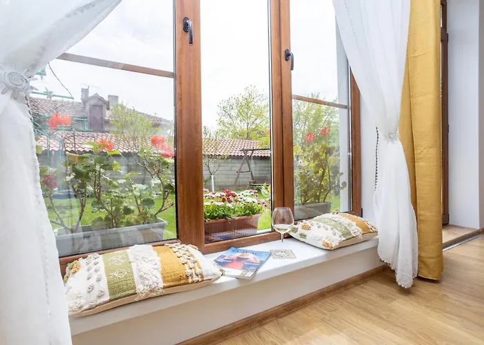 Guests House Provence Semesterbostad *