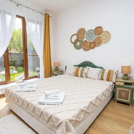Guests House Provence Holiday home *